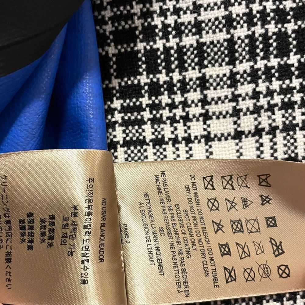 BurberryâLondon EnglandâWoolâJacketâWithâCobaltâBlueâLiningâđ - Picture 15 of 16